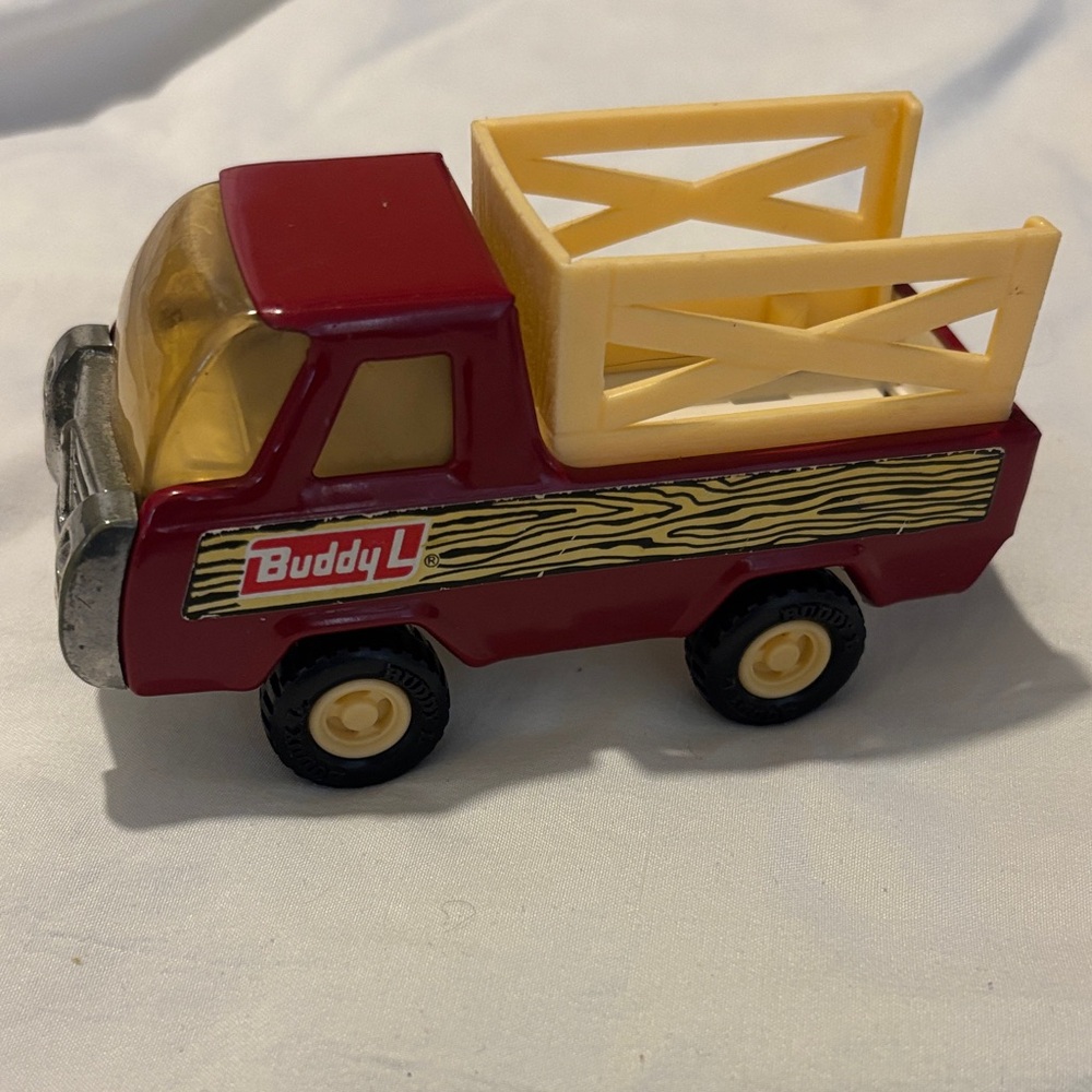 Vintage Buddy L truck